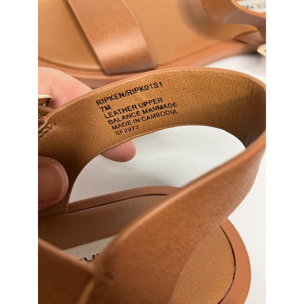 Steve Madden Ripken Sandals Womens 7M Brown Excellent Leather Ankle Strap Flat